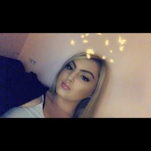 Meet your Posher, Carissa